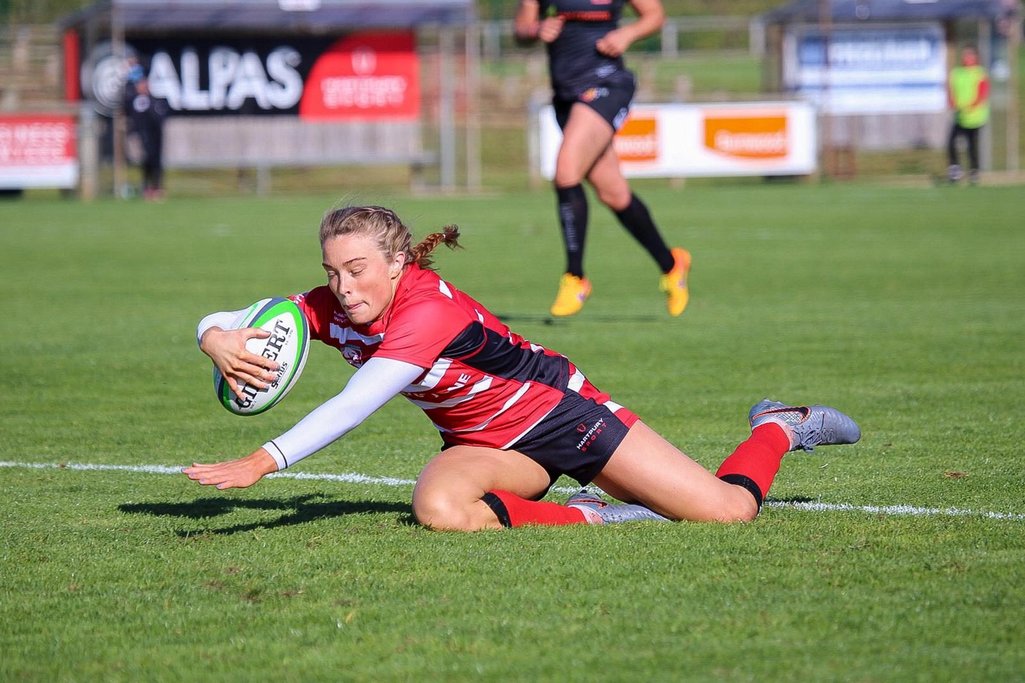Kelly Smith v2