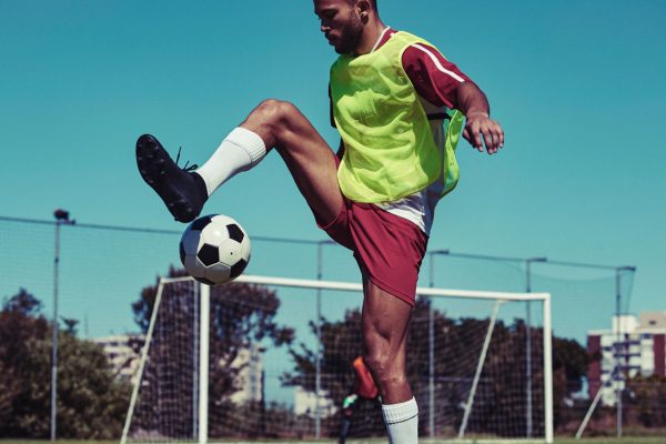 What Are the Best Supplements for Football Players?